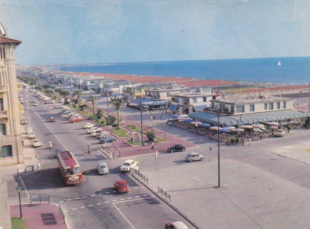 Viale a mare Viareggio Anni '70