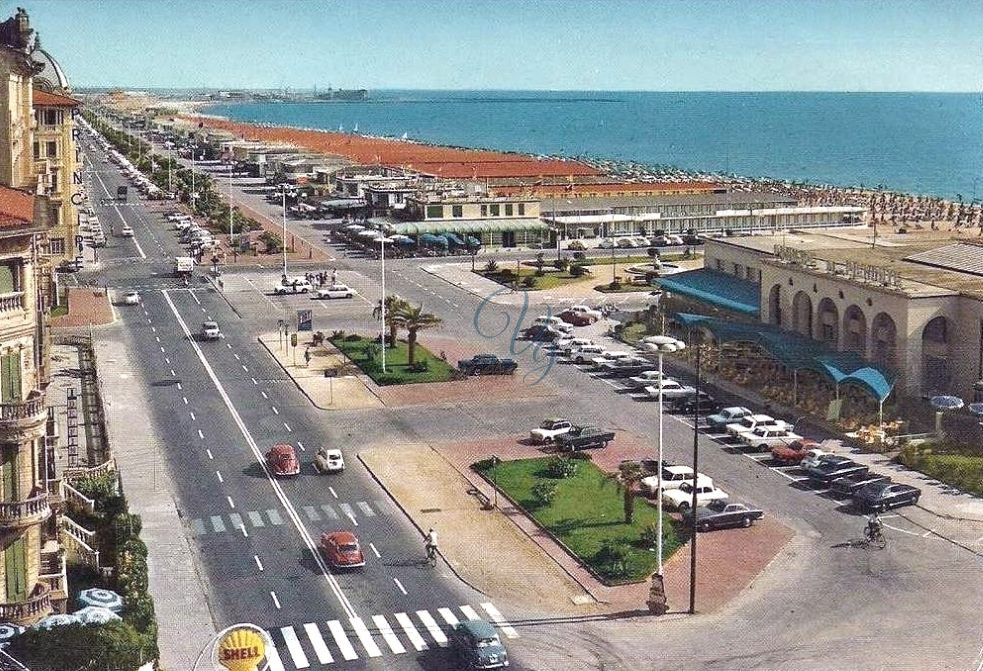 Viali a mare Viareggio Anni '70