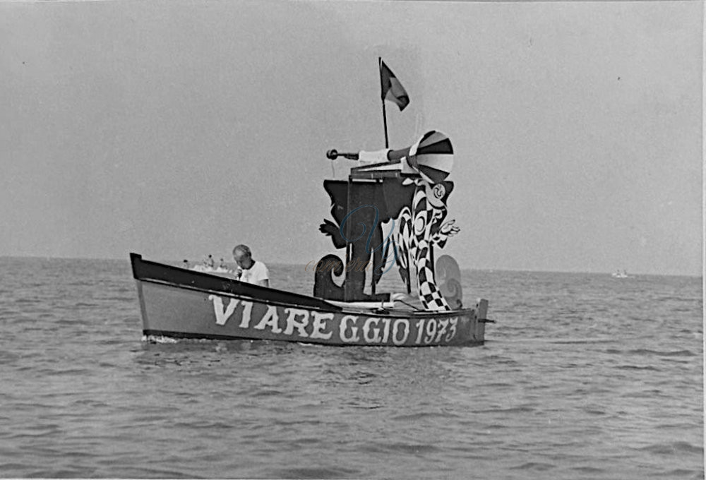 Brunello in Barca Viareggio Anno 1972