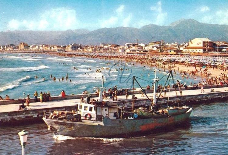 La spiaggia Viareggio Anno 1973