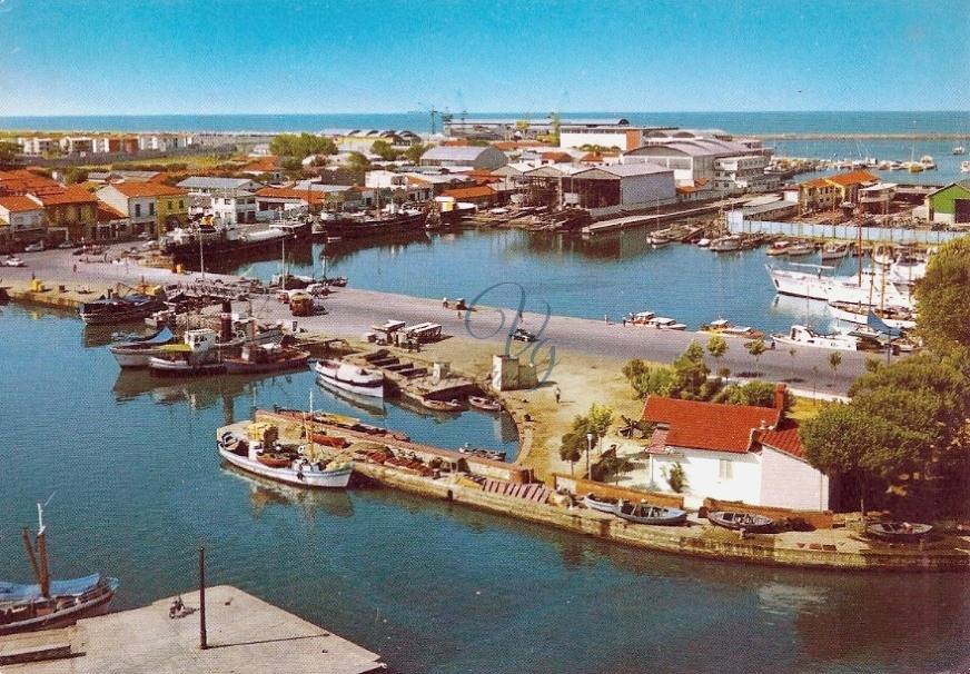 Panoramica sulle Darsene Viareggio Anno 1973