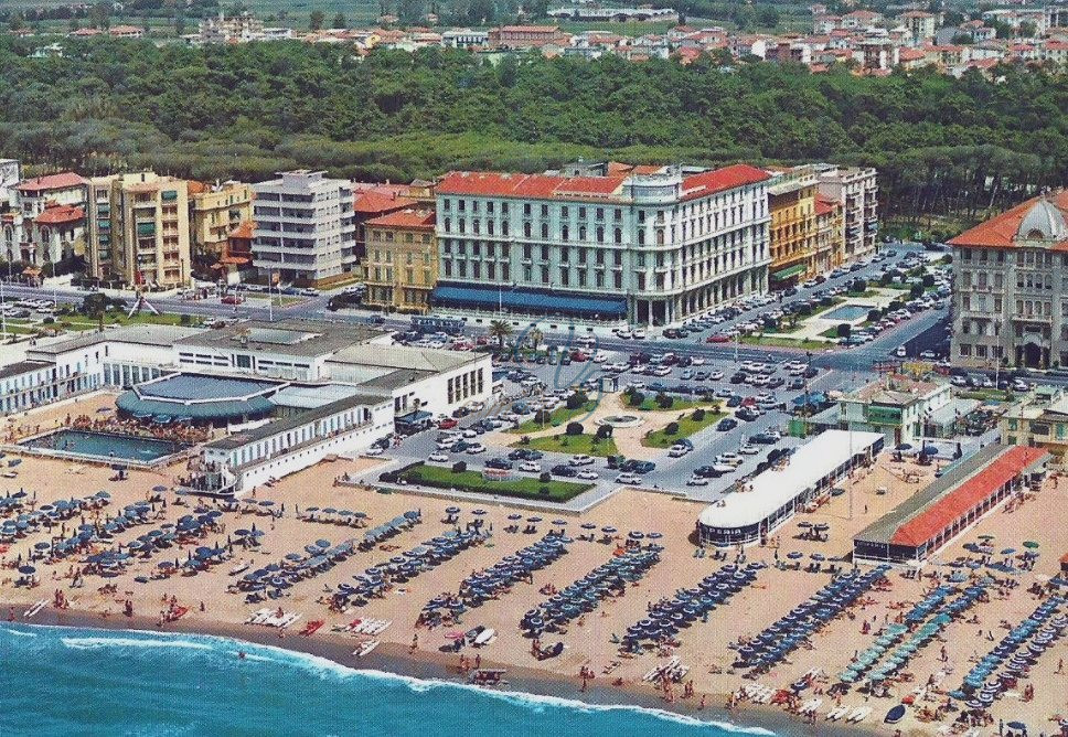 Veduta Spiaggia Viareggio Anno 1974