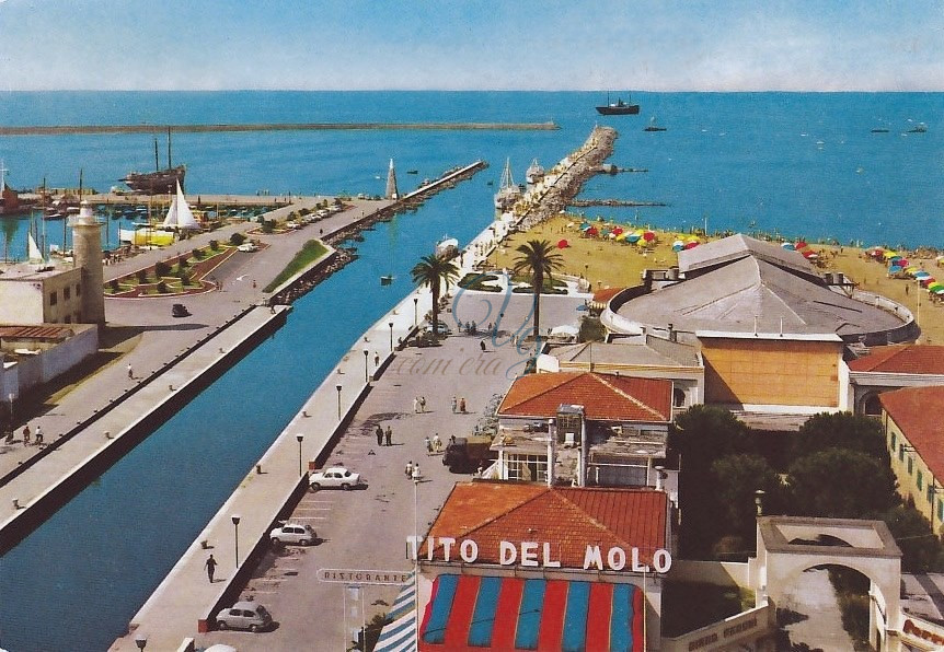 Panoramica sul porto Viareggio Anno 1976