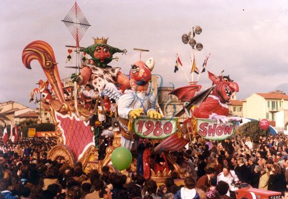 Arrivo a Viareggio Viareggio Anno 1980