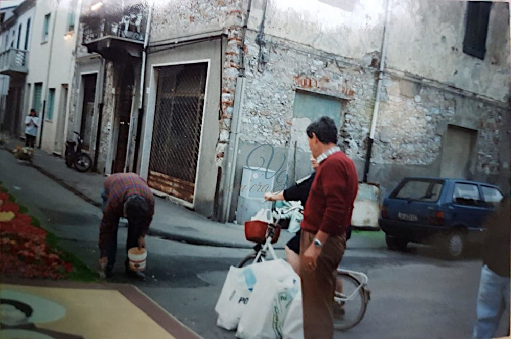 Preparazione tappeti Viareggio Anni '80