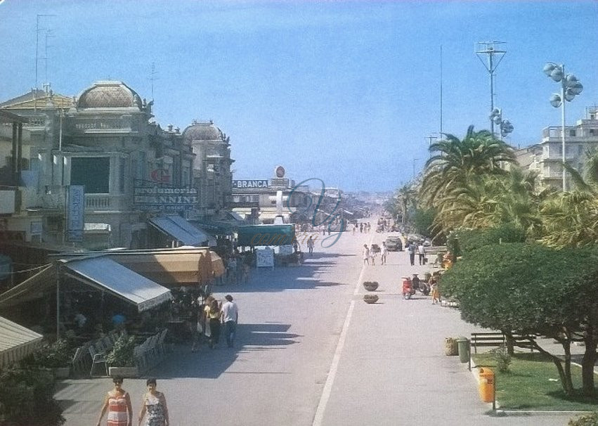 viale Margherita Viareggio Anni '80