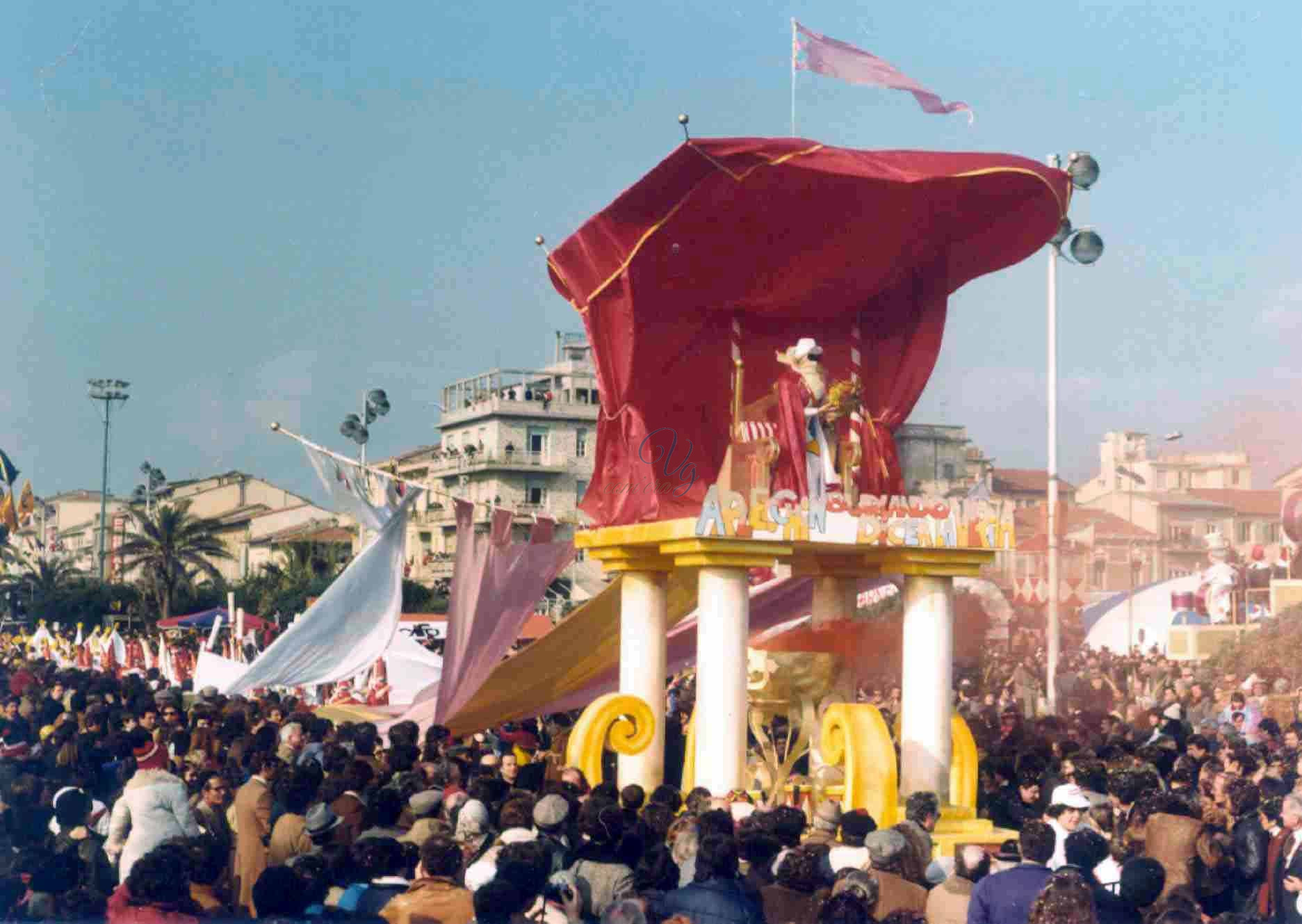 Arlecchin burlando dicea la verità Viareggio Anno 1981