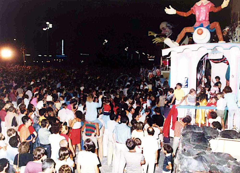 Carnevale estivo Viareggio Anno 1981