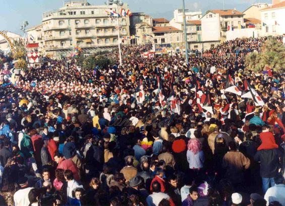 Folla di Carnevale Viareggio Anno 1989