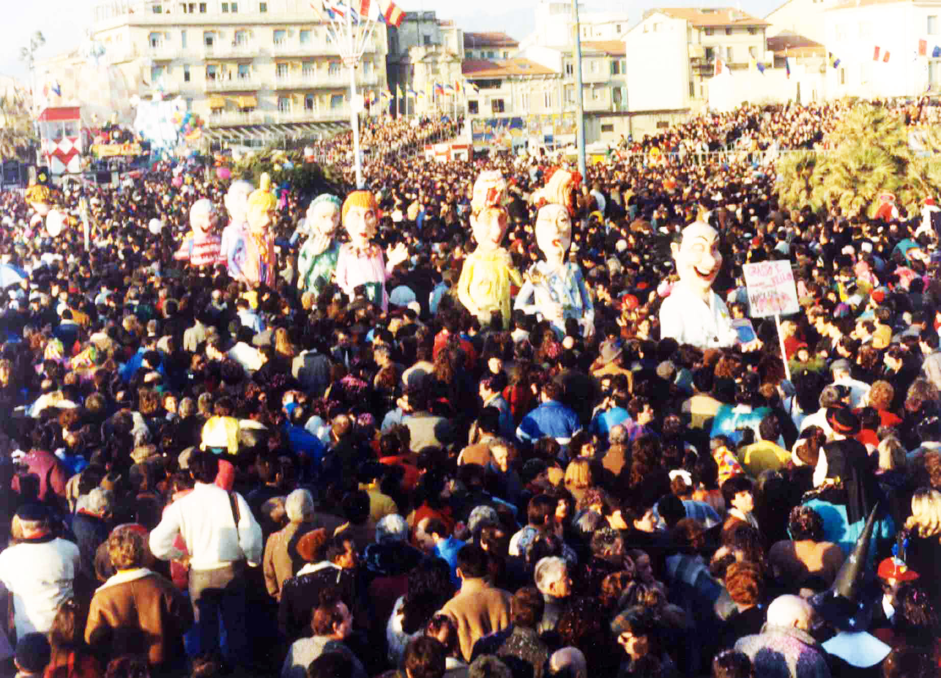 Grasso è bello Viareggio Anno 1989