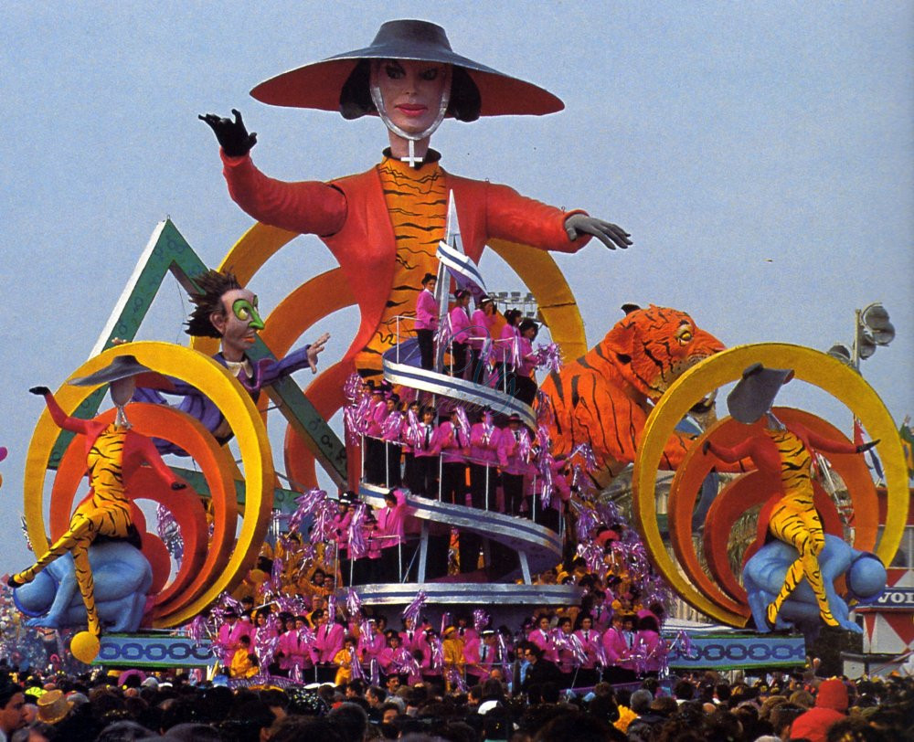 Saranno schiavi delle donne Viareggio Anno 1990