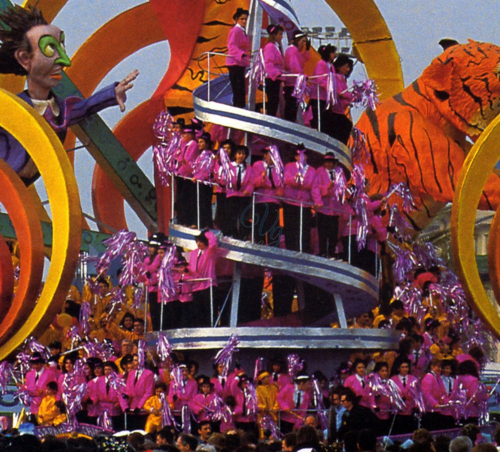 Saranno schiavi delle donne Viareggio Anno 1990