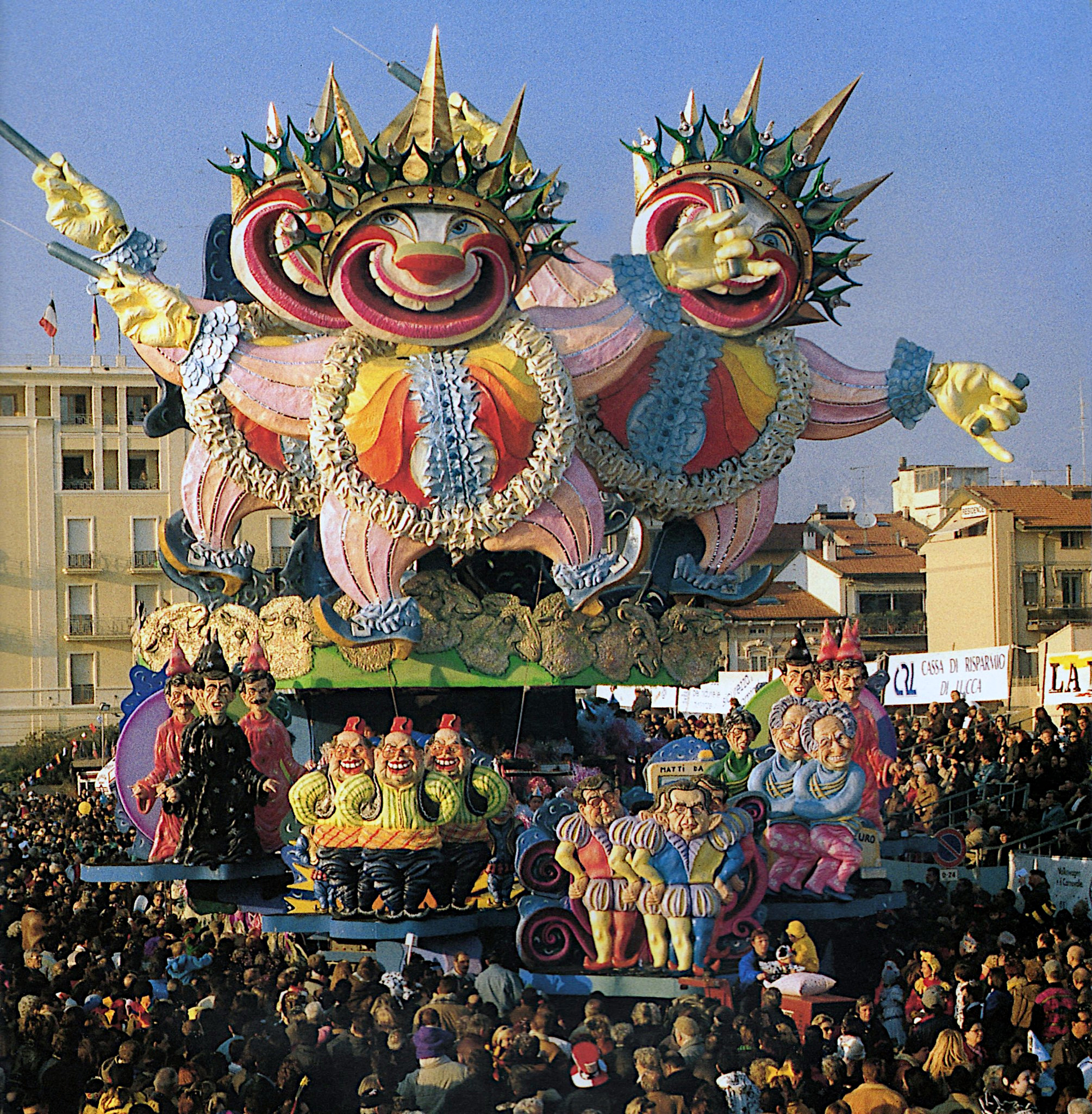 A carnevale clonare vale Viareggio Anno 1998