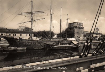 Vecchia Darsena e Torre Matilde - Anni '50