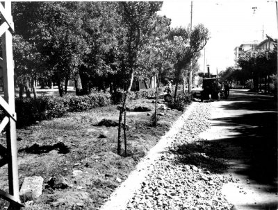 Marciapiedi di via Foscolo - Anno 1955