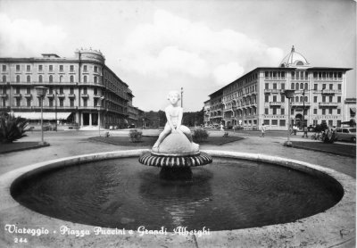 Fontana piazza Maria Luisa - Anni '70