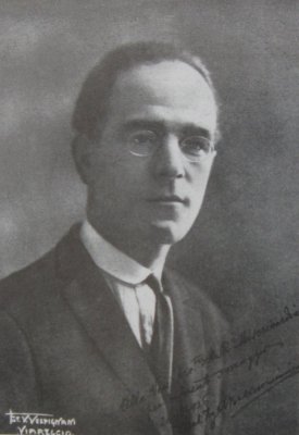 Biografia Alfredo Belluomini Viareggio