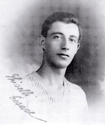 Biografia Cesare Luca Ghiselli Viareggio