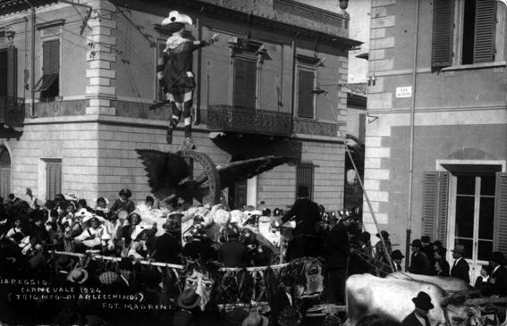 Arlecchino invita al carnevale di Viareggio di Ferrovieri Viareggio - Carri grandi - Carnevale di Viareggio 1924