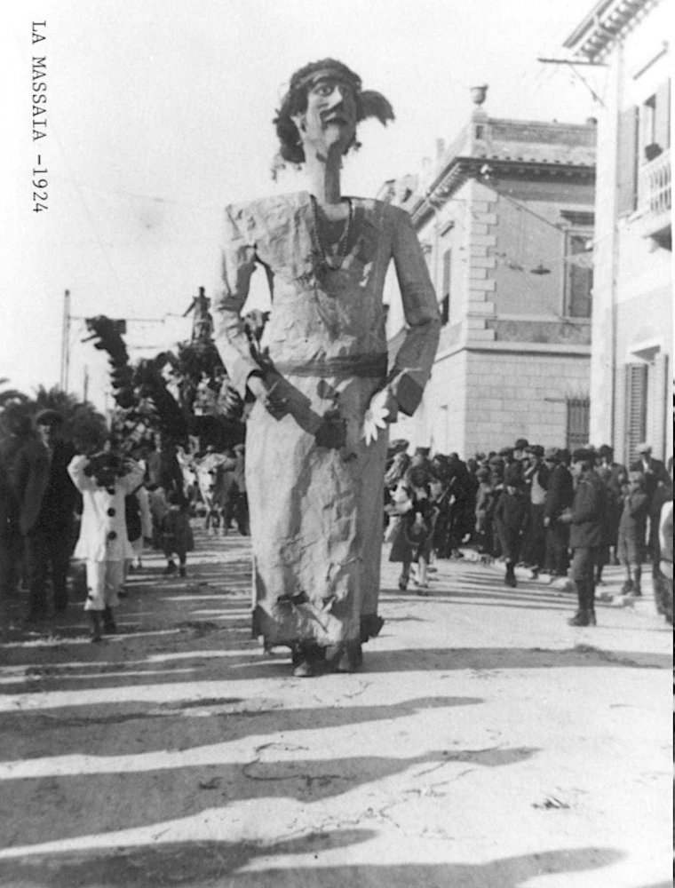 La massaia di  - Maschere Isolate - Carnevale di Viareggio 1924