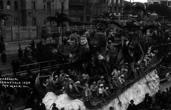 La cattura dello scacciapensieri di Carlo Convalle - Carri grandi - Carnevale di Viareggio 1927