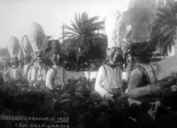 I guardiani dell harem di Marcello Di Volo e Alfredo Morescalchi - Mascherate di Gruppo - Carnevale di Viareggio 1928