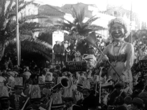 La custode delle scuole elementari di Barsella - Mascherate di Gruppo - Carnevale di Viareggio 1928