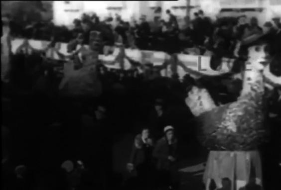 Inseguimento alle poulets di Guido Tomei - Mascherate di Gruppo - Carnevale di Viareggio 1932