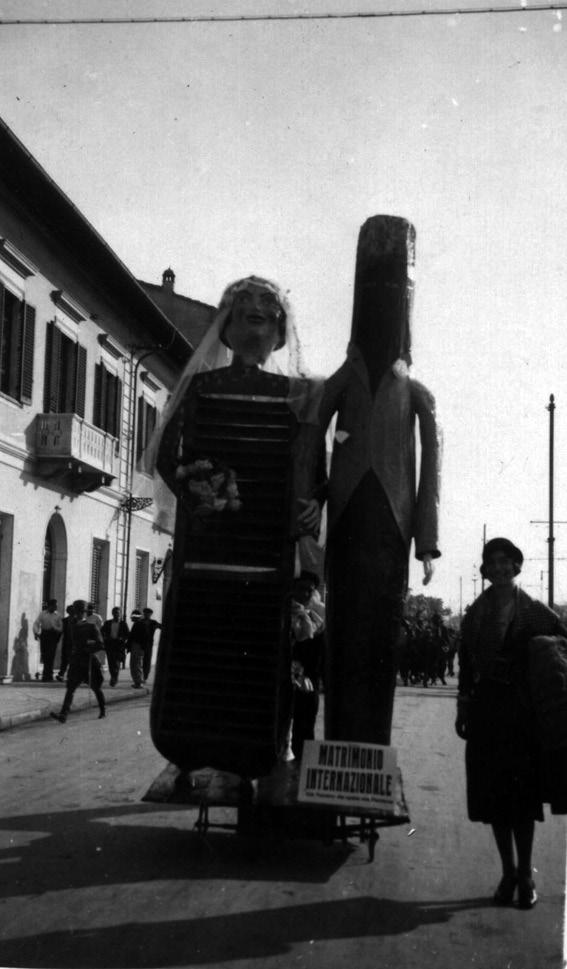 Matrimonio internazionale di Alessandro Bertuccelli - Maschere Isolate - Carnevale di Viareggio 1935