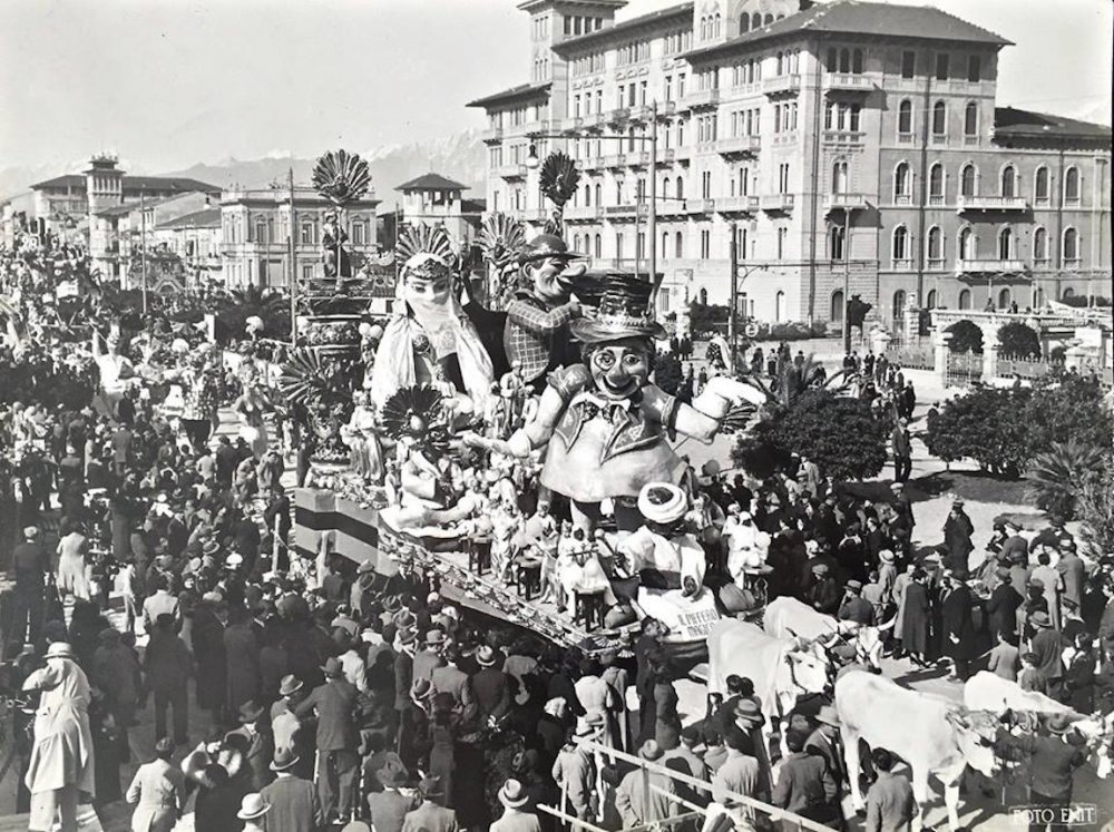 Piffero magico di Michele Pescaglini - Carri piccoli - Carnevale di Viareggio 1935