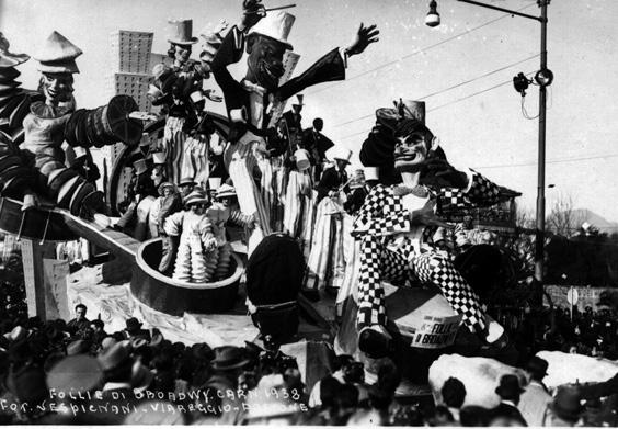 Follie di Broadway di Carlo e Francesco Francesconi - Carri grandi - Carnevale di Viareggio 1938