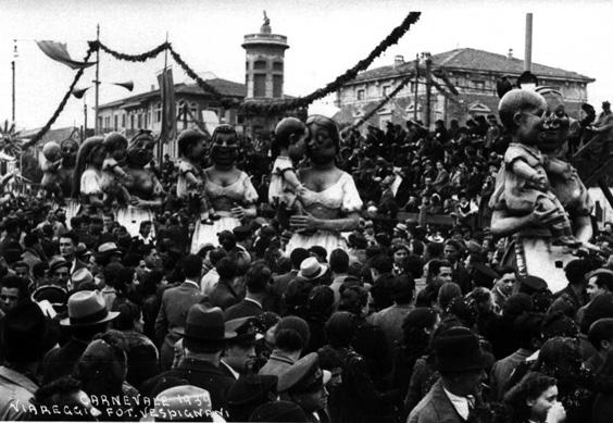 I bambini precocissimi di Ademaro Musetti - Mascherate di Gruppo - Carnevale di Viareggio 1939
