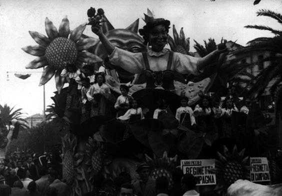 Reginetta di campagna di Carlo e Francesco Francesconi - Carri piccoli - Carnevale di Viareggio 1940