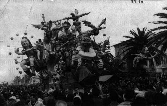 In picchiata al carnevale di Nilo Lenci, Mario Del Carlo e Donatello Donatelli - Carri grandi - Carnevale di Viareggio 1946