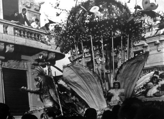 Gabbia delle libellule di  - Carri Fioriti - Carnevale di Viareggio 1950