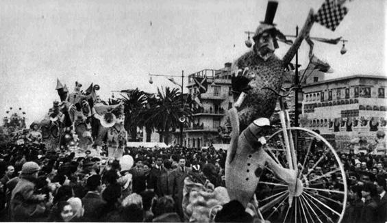 Allegri fantasmi di Fabio Romani - Complessi mascherati - Carnevale di Viareggio 1955