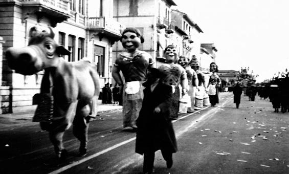 La centrale del latte di Raffaello Giunta - Mascherate di Gruppo - Carnevale di Viareggio 1956