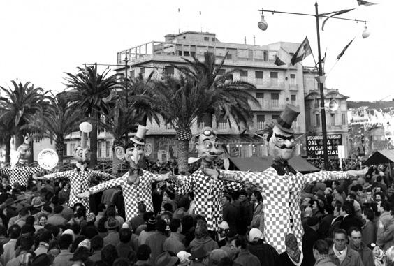 Volare ad ogni costo di Serafino Beconi - Mascherate di Gruppo - Carnevale di Viareggio 1956