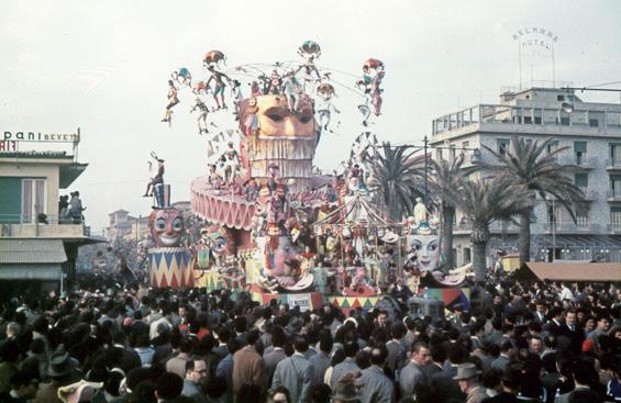 Le maschere di Michele Pardini e Ademaro Musetti - Carri grandi - Carnevale di Viareggio 1957