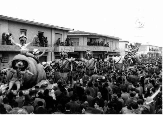 Una volta per uno di Giovanni Lazzarini - Complessi mascherati - Carnevale di Viareggio 1957