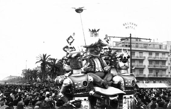 Duemila e una notte di Renato Galli - Complessi mascherati - Carnevale di Viareggio 1958