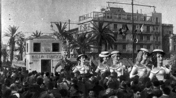 Le educande e la maestrina di Fabio Romani - Mascherate di Gruppo - Carnevale di Viareggio 1959