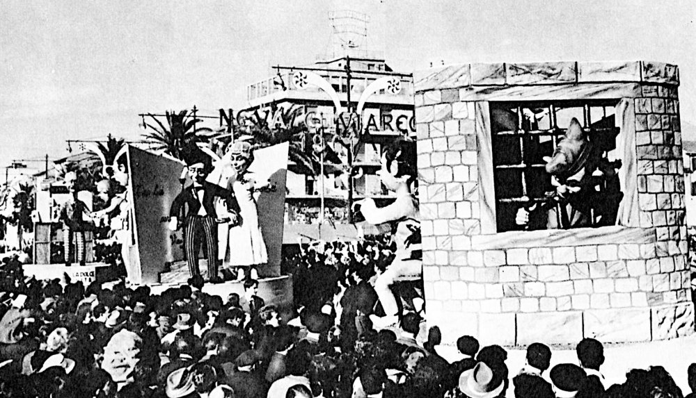 La dolce vita di Renato Galli - Complessi mascherati - Carnevale di Viareggio 1961