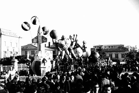 Palloni per bambini di Giovanni Lazzarini - Complessi mascherati - Carnevale di Viareggio 1962