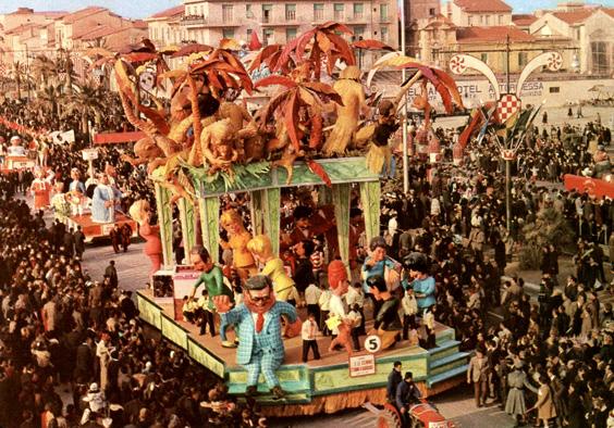 E le scimmie stanno a guardare di Arnaldo Galli - Carri grandi - Carnevale di Viareggio 1963