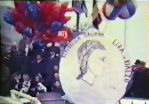 Il rialzo della Lira di Gruppo Arcobaleno - Maschere Isolate - Carnevale di Viareggio 1965