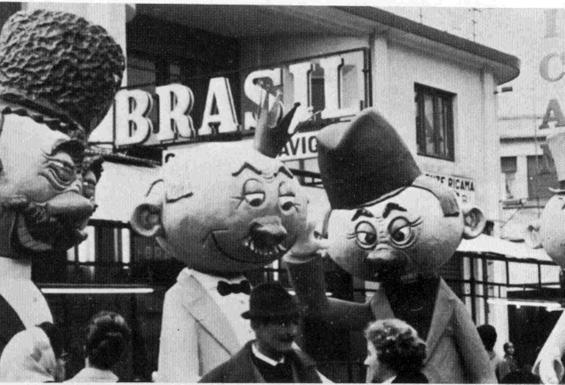 Centro rifornimenti di Angelo Romani - Mascherate di Gruppo - Carnevale di Viareggio 1967