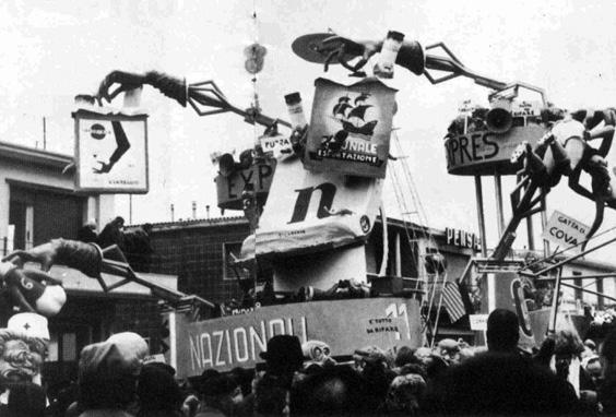 Fumo di Londra di Giovanni Lazzarini, Mario Francesconi - Complessi mascherati - Carnevale di Viareggio 1967