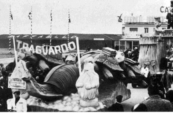 La riforma burocratica di Valeriano Pardini - Complessi mascherati - Carnevale di Viareggio 1967