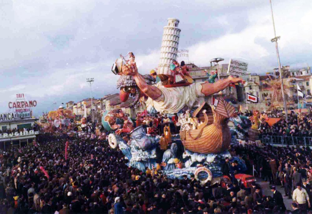 Qualcosa da salvare di Giuseppe Domenici - Carri grandi - Carnevale di Viareggio 1968